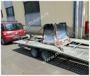 Prevoz baterije viljuskara autoprikolicom