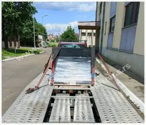 Prevoz baterije viljuskara autoprikolicom